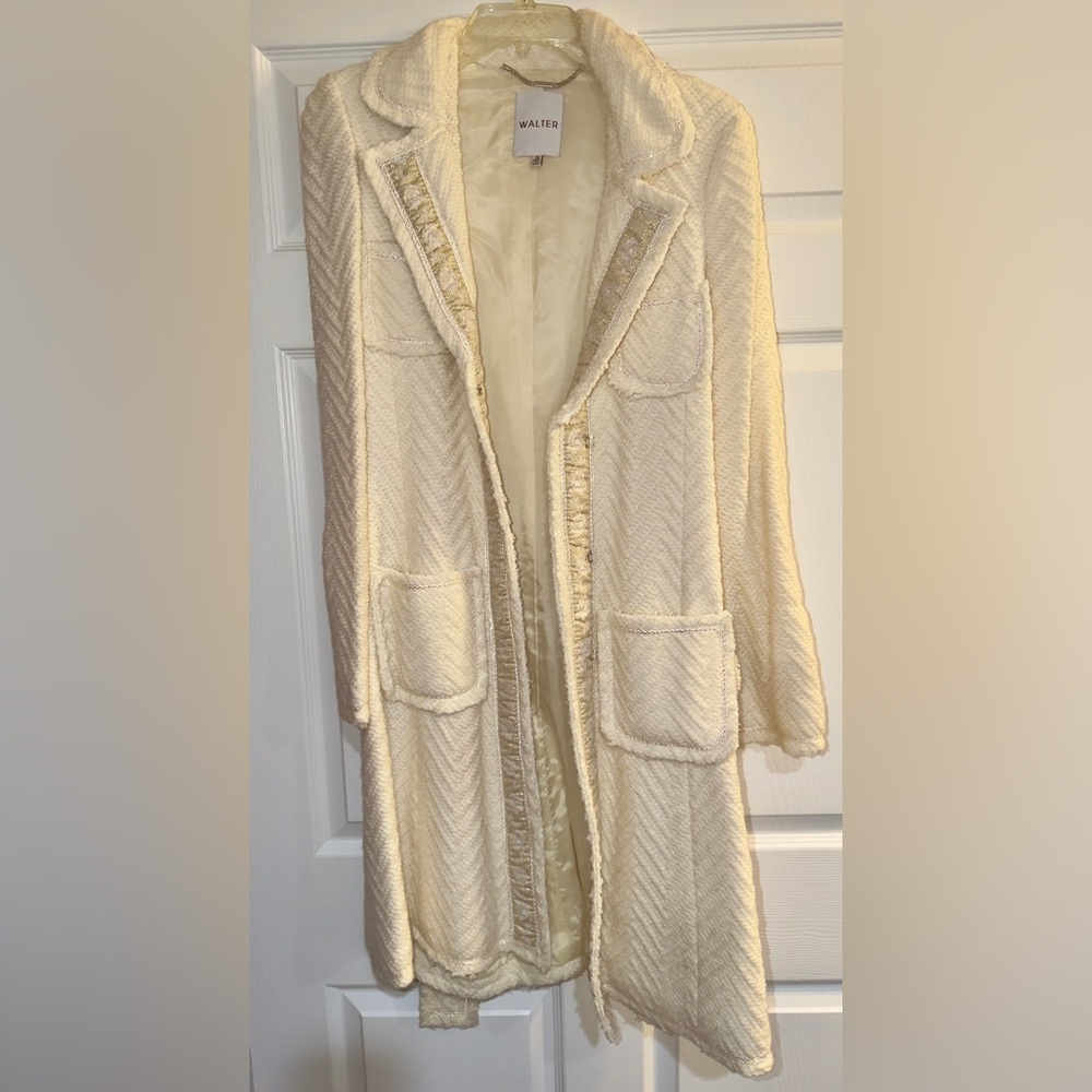 Walter Baker Cream Bouclé Wool Blend Coat Size 10 (Fits like a 6/8)Gold Trim NWT